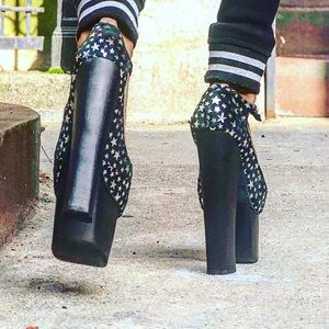 Jeffrey Campbell Sharp  Super Rare